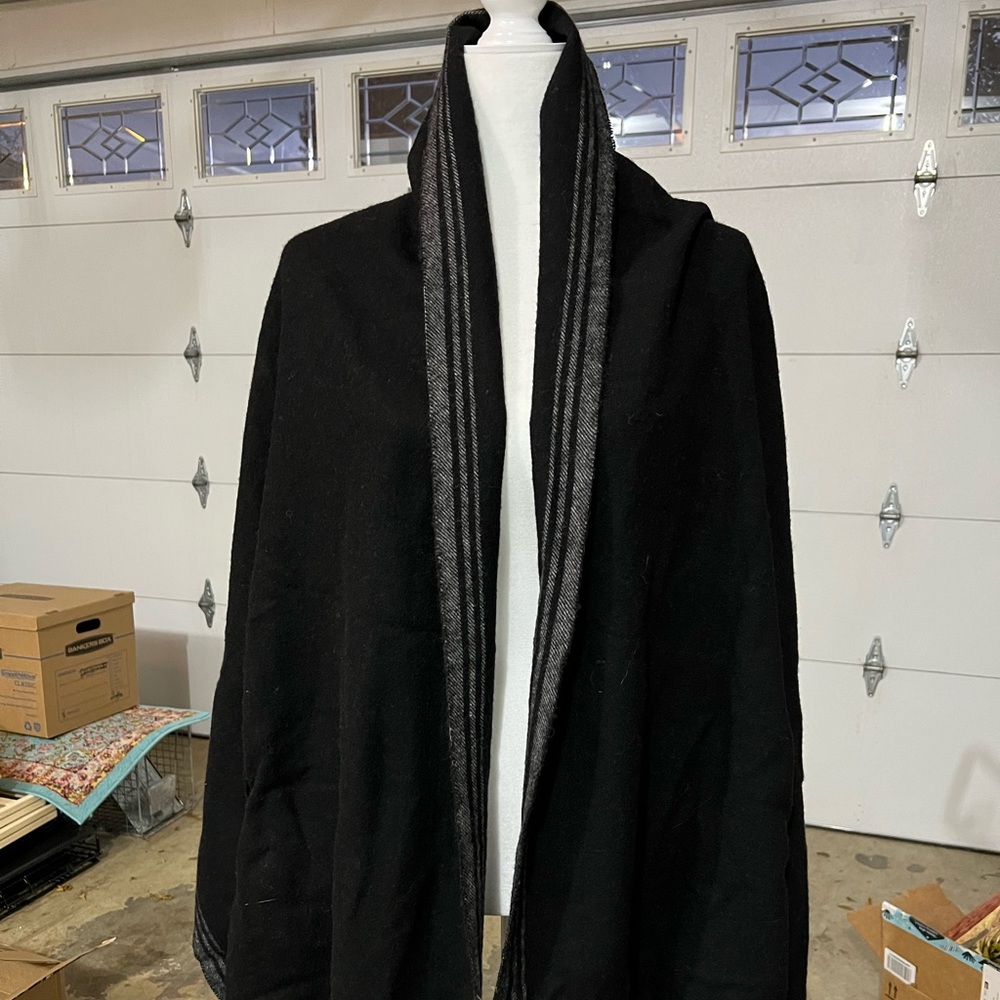 Beautiful brand new with tags Madewell Wool Shall Wrap